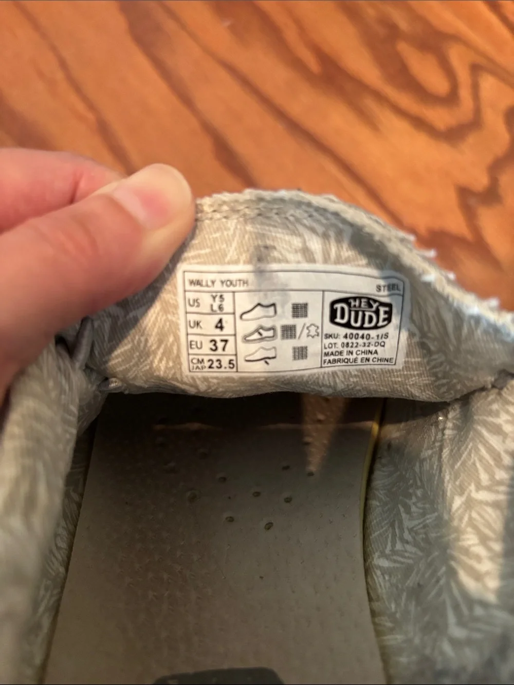 N/A worn few